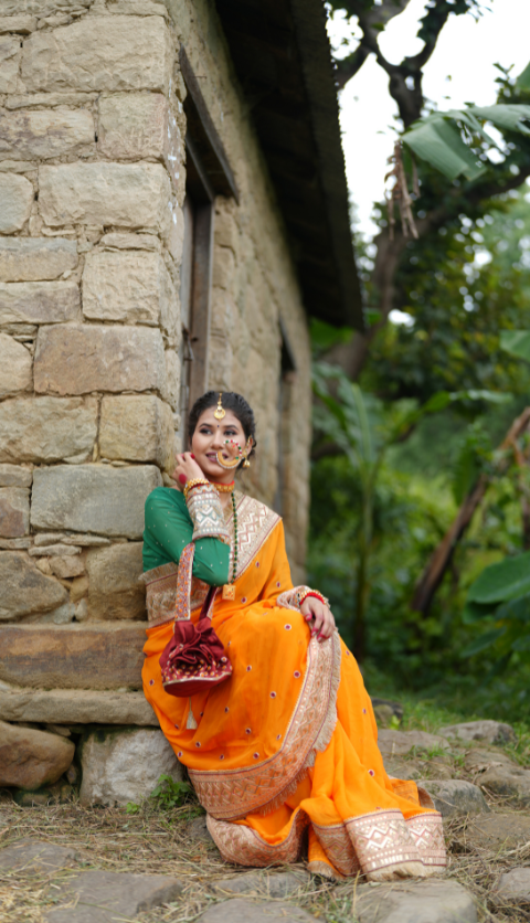 “Pichora Phool” (पिचोरा फूल)